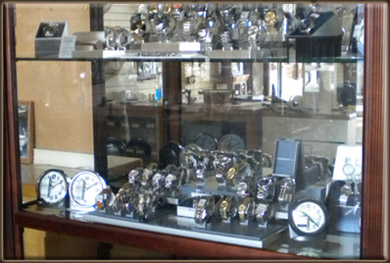 Clock and Watch Repair in Everett at Country Clock Shop